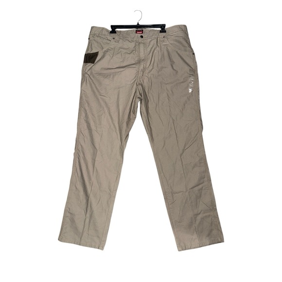 Mens Wrangler Size 42x32 Workwear Relaxed Fit Technician Pant Dark Khaki  C - Picture 1 of 4